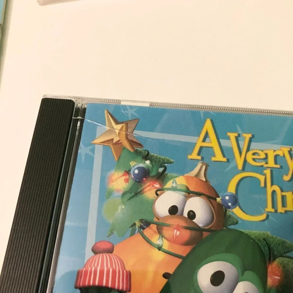 Veggie Tales A Very Veggie Christmas CD Christmas Album And Activity Book - Picture 5 of 16